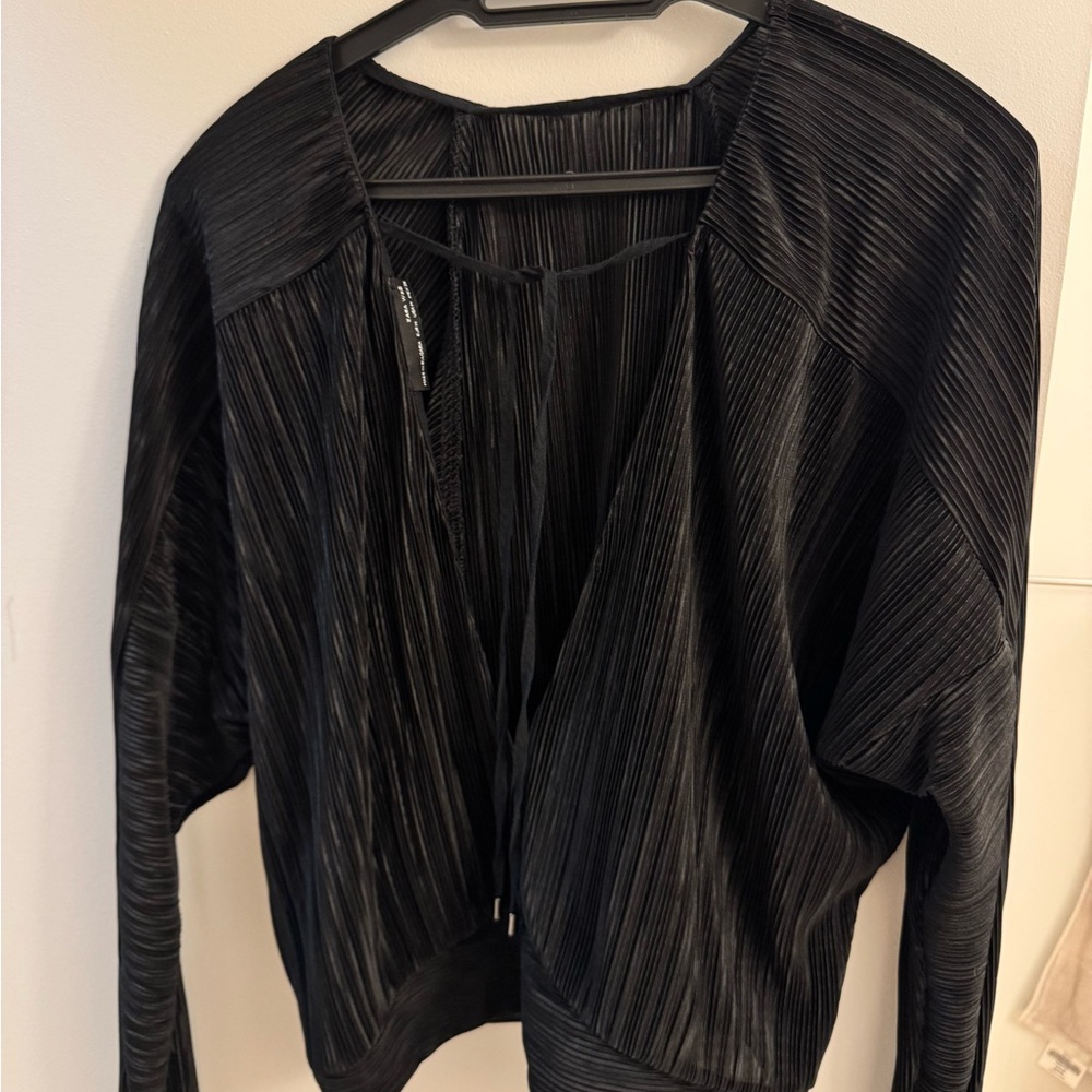 Zara Open back Black Textured shirt